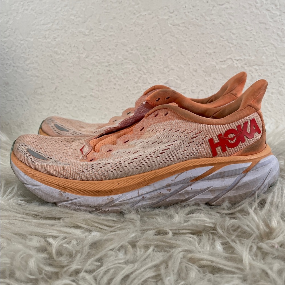 HOKA Clifton 8 'Cantaloupe' 1119394-CSPY Lightweight Size 6B Sneakers